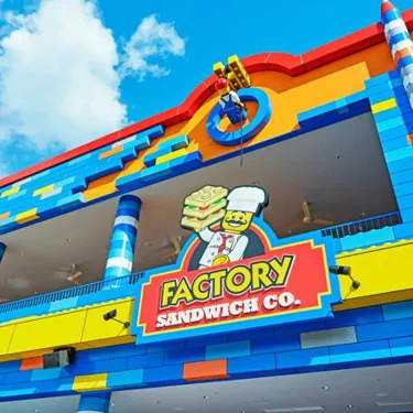 Restaurant Outside Factory Sandwich 02 650Mini