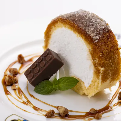 Ktr Brûlée Roll Cake (1)